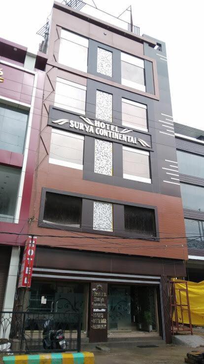 Hotel Surya Continental Lucknow Luaran gambar